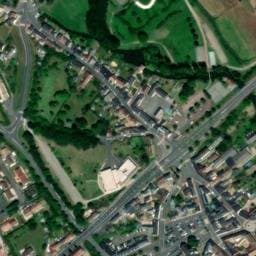 Vue satellite de Aire de camping-car à Vouvray-sur-Huisne à Vouvray-sur-Huisne