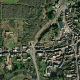 Vue satellite de Borne de vidange pour camping-cars à Château-Renard