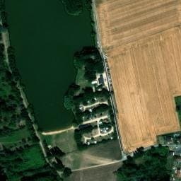 Vue satellite de Aire de camping-car à Saint-Hilaire-la-Gravelle à Saint-Hilaire-la-Gravelle