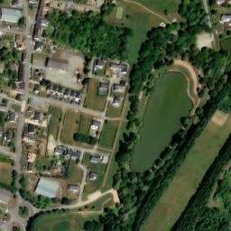 Vue satellite de Aire de stationnement à Auvers-le-Hamon à Auvers-le-Hamon
