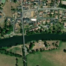Vue satellite de Emplacement équipé Cap Evasion Loisirs à Roëzé-sur-Sarthe