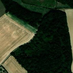 Vue satellite de Les petites places à Danzé