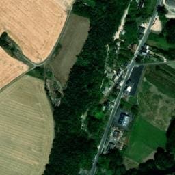 Vue satellite de Aire de stationnement et services - Les Roches-L'eveque à Les Roches-l'Évêque