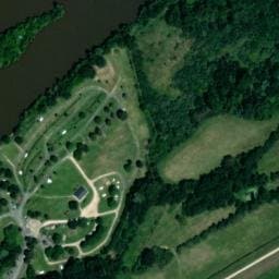 Vue satellite de Aire de services pour camping-cars au camping du Val de Flux à Beaugency