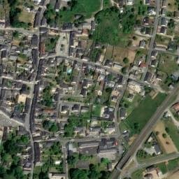 Vue satellite de Aire de services et de stationnement camping-cars à Morannes (Camping Moredena) à Morannes sur Sarthe-Daumeray