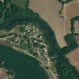 Vue satellite de Camping le Lac des Varennes à Marçon