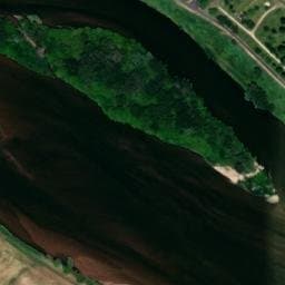 Vue satellite de Aire de services pour camping-car - Camping SEASONOVA Le Martinet à Briare