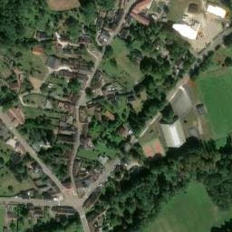 Vue satellite de Aire de camping-car à Dampierre-sous-Bouhy à Dampierre-sous-Bouhy