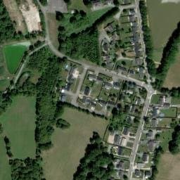 Vue satellite de AIRE DE STATIONNEMENT à La Grigonnais