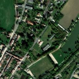 Vue satellite de Aire de camping-car d'Entrains sur Nohain à Entrains-sur-Nohain