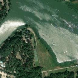 Vue satellite de Huttopia Rillé à Channay-sur-Lathan