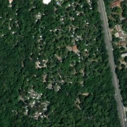 Vue satellite de Les Pierres Couchées à Saint-Michel-Chef-Chef