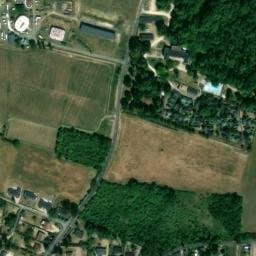 Vue satellite de Aire de camping-car à Beaumont-en-Véron à Beaumont-en-Véron
