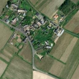 Vue satellite de Aire de Domaine du Bois-Mignon à Bellevigne-les-Châteaux
