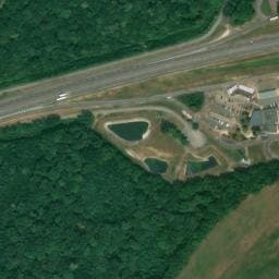 Vue satellite de Aire de camping-car à Lavangeot (2) à Lavangeot