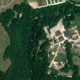 Vue satellite de Aire de camping-cars - Parking privé du Dino-Zoo à Saules