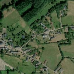 Vue satellite de À l'ombre du château à Ménessaire