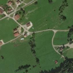 Vue satellite de Aire de camping-cars - La Ferme des Ravières à Orchamps-Vennes