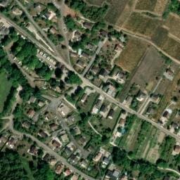 Vue satellite de Aire pour camping-cars du Camping Les Premières Vignes à Savigny-lès-Beaune
