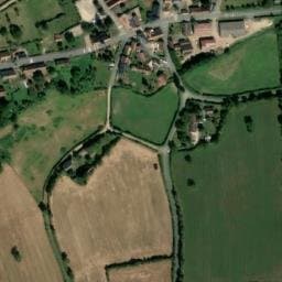 Vue satellite de Aire de stationnement à Loye-sur-Arnon