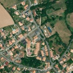 Vue satellite de Camping municipal Les Humeaux à Les Pineaux