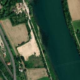 Vue satellite de Parking nuit — Tournus à Tournus