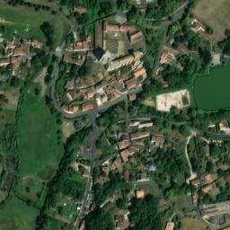 Vue satellite de Parking nuit — Valdivienne à Valdivienne