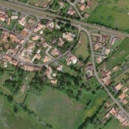 Vue satellite de Aire de camping-car, camping Le Vieux Chêne à Nalliers