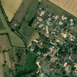 Vue satellite de Aire de Stationnement de Camping-Car de Cloué à Cloué