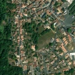 Vue satellite de Aire de Services de Camping-Car de Gençay à Gençay