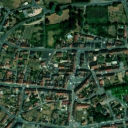 Vue satellite de Aire camping-cars Montmarault à Blomard