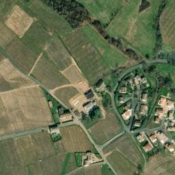 Vue satellite de Juliénas Aire de camping-car municipal à Saint-Amour-Bellevue