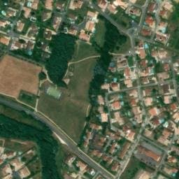Vue satellite de Aire de camping-car à Saint-Symphorien-d'Ancelles à Saint-Symphorien-d'Ancelles