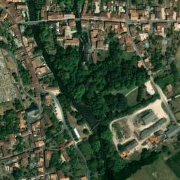 Vue satellite de Aire de camping-car à Verteuil-sur-Charente à Verteuil-sur-Charente