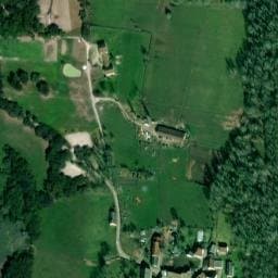 Vue satellite de Aire de stationnement de Ceyzérieu à Flaxieu