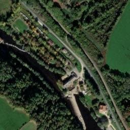 Vue satellite de Municipal de Beaufort à Saint-Léonard-de-Noblat