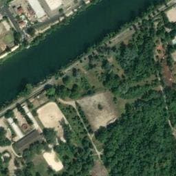 Vue satellite de Robinet centre equestre à Neyron