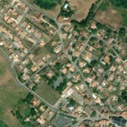 Vue satellite de Parking à Saint-Just à Saint-Just-Luzac