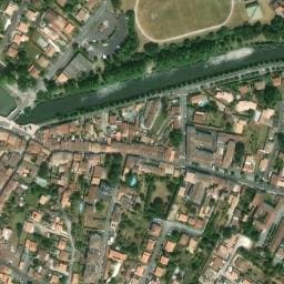 Vue satellite de Aire Municipale de stationnement le Pré des Écluses - Saujon à Le Gua