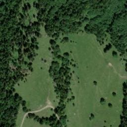 Vue satellite de Cabane d'observation dans les arbres de Bottier à École