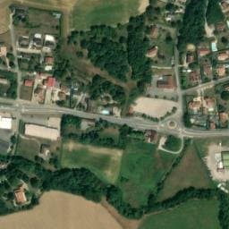 Vue satellite de Aire de stationnement Estrablin / La Tabourette à Serpaize