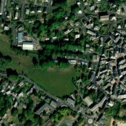 Vue satellite de Fontaine Place Dr Alfred Pipet à Besse-et-Saint-Anastaise