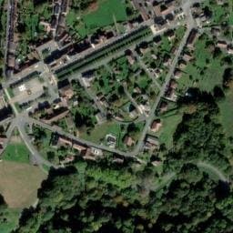Vue satellite de Aire de camping-car à Saint-Paul-la-Roche à Saint-Paul-la-Roche