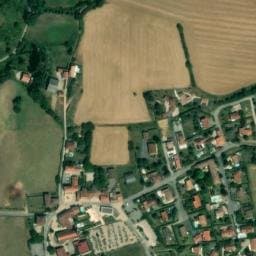 Vue satellite de Aire de stationnement Reventin-Vaugris / Centre village à Reventin-Vaugris