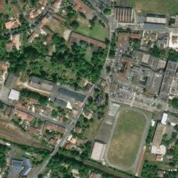 Vue satellite de Parking du stade municipal de Jonzac - Bornes de recharge véhicule électrique à Jonzac
