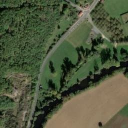 Vue satellite de Aire de stationnement Savignac-les-églises à Savignac-les-Églises