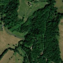 Vue satellite de Bivouac autorisé avec ruisseau à Collandres