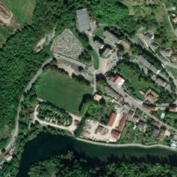 Vue satellite de Aire de camping-car à Saint-Thomas-en-Royans à Saint-Thomas-en-Royans