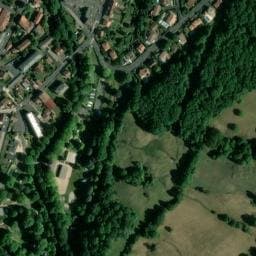 Vue satellite de Camping de l'Ombrade (Camping municipal) à Naucelles