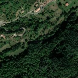 Vue satellite de Aire de stationnement camping-cars du Chambon à Le Chambon